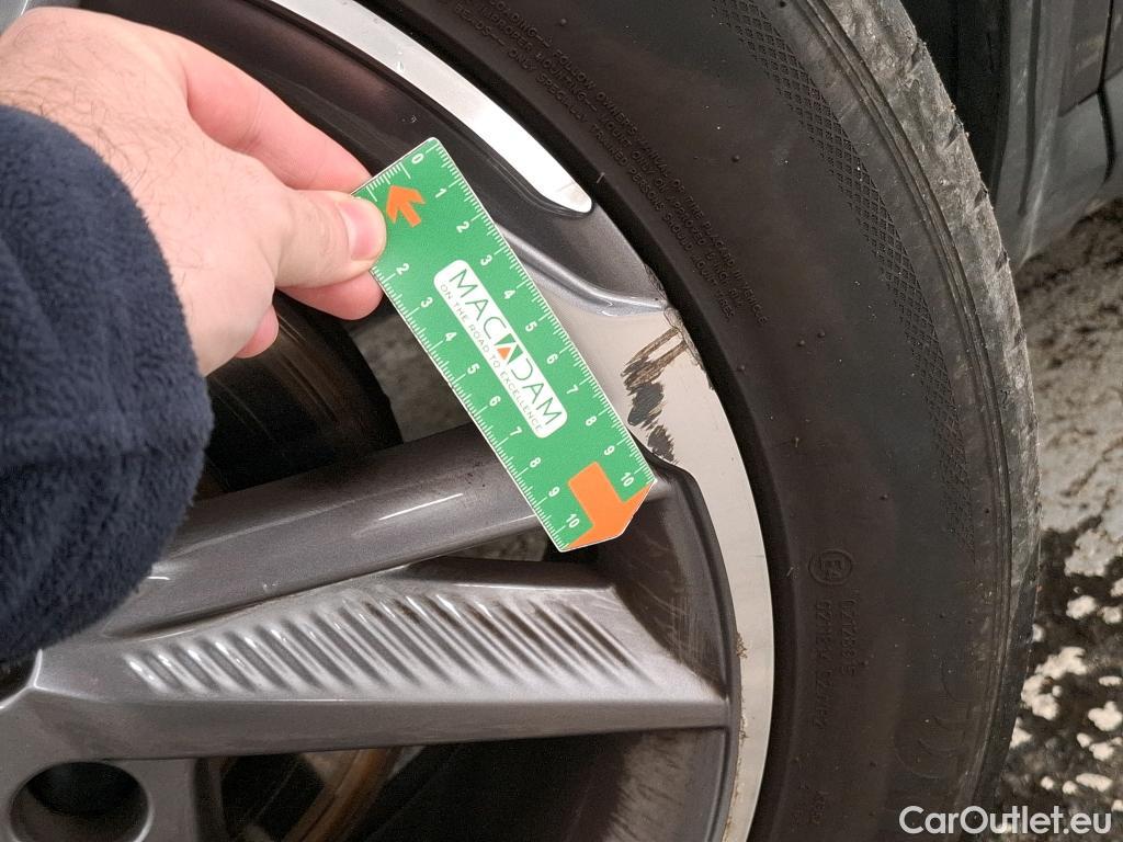  DS  DS7 DS DS 7 Crossback / 2017 / 5P / SUV E-TENSE 4x4 Grand Chic #14