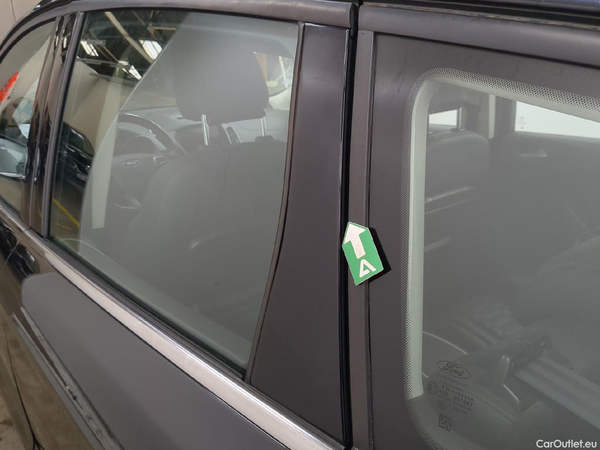  Ford  Kuga  Vignale 2.0 TDCi 150CV BVM6 E6 #39