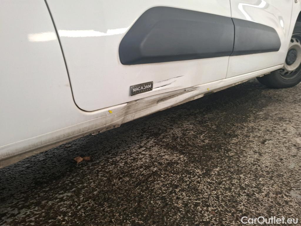  Citroen  Berlingo  Fourgon Club XL 950 1.5 BlueHDi 100CV BVM5 E6dT #2