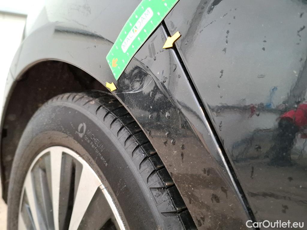  Mercedes  A-Klasse MERCEDES-BENZ Classe A Compact / 2018 / 5P / Berline A 200 d Business Line 8G-DCT #5