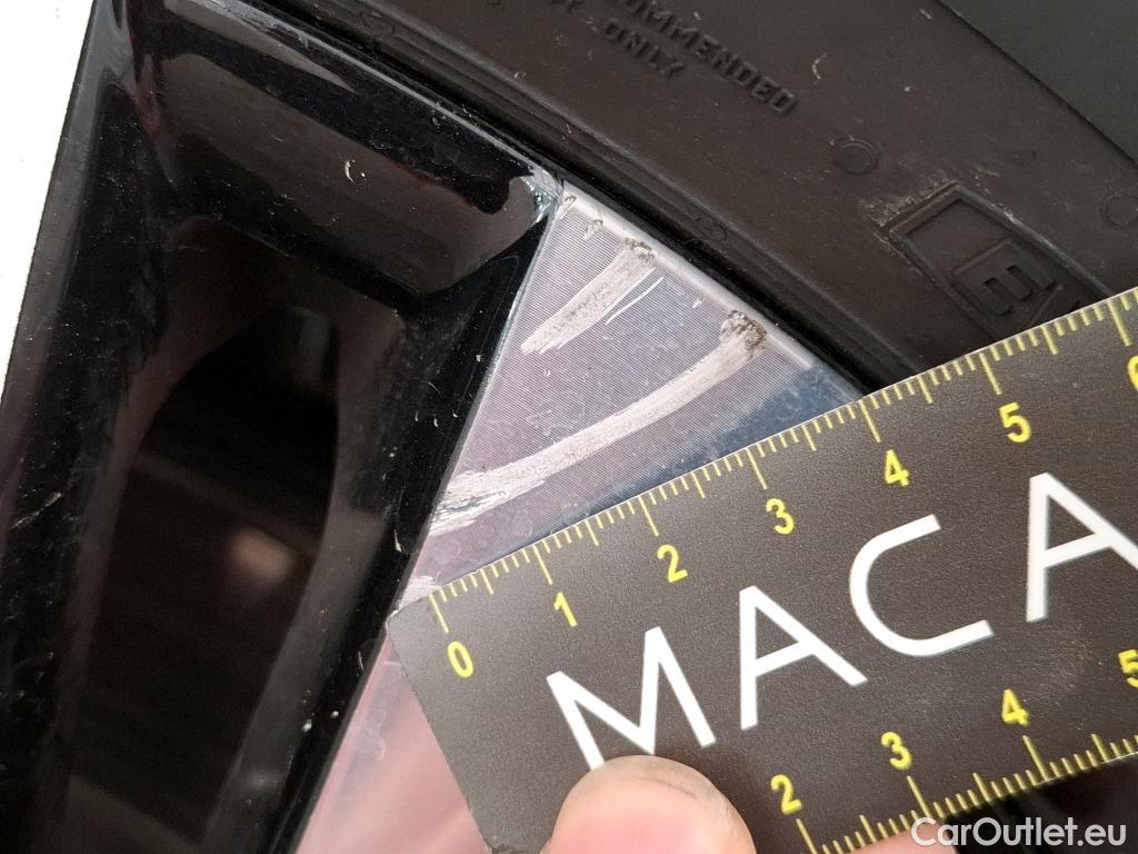  Peugeot  2008  Allure 1.5 HDi 130CV BVA8 E6d #17