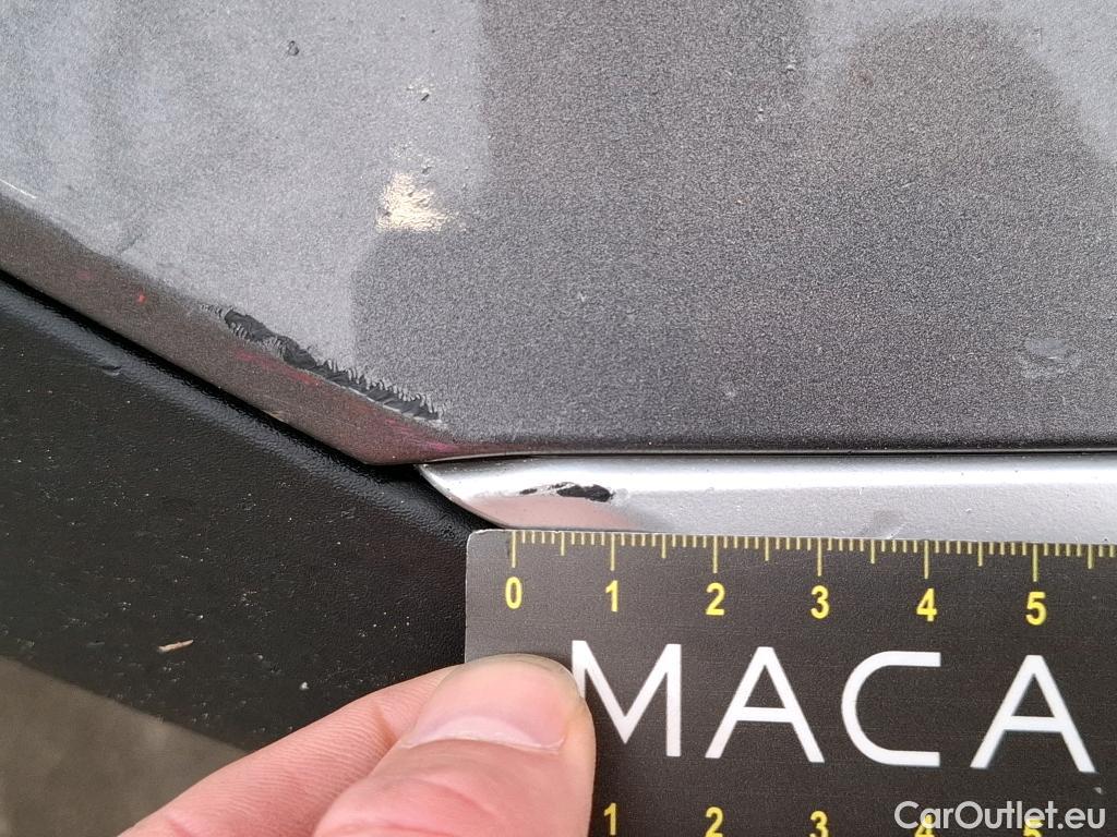  Peugeot  2008  Allure 1.5 HDi 130CV BVA8 E6d #38