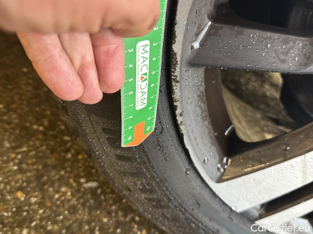  Peugeot  3008  Allure Pack 1.2 PureTech 130CV BVM6 E6d #5