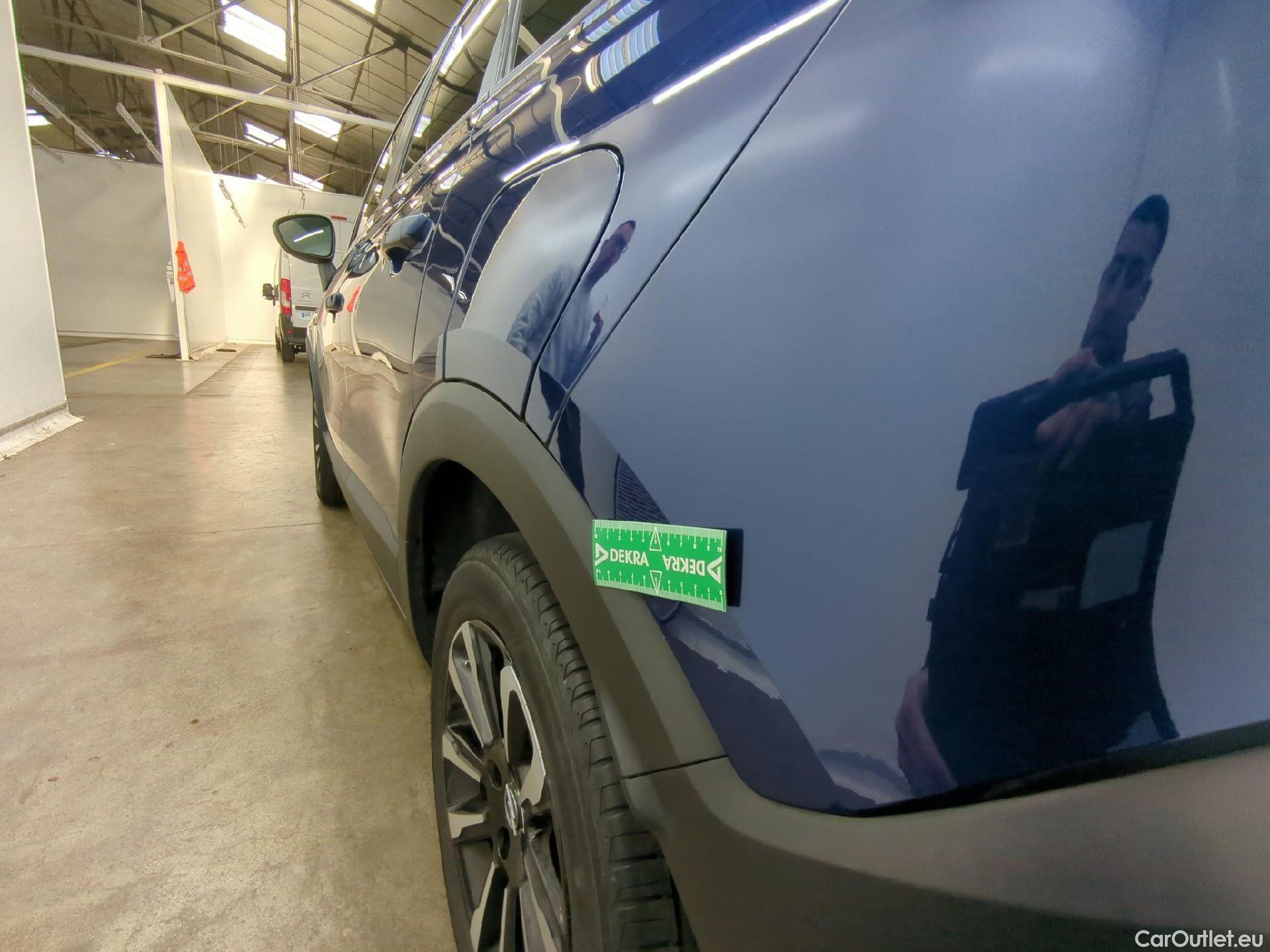  Opel  Crossland  X Business Elegance 1.2 Turbo 130CV BVA6 E6d #17