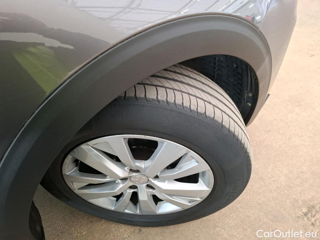  Peugeot  5008  Active Business 1.2 PureTech 130CV BVA8 E6d #35