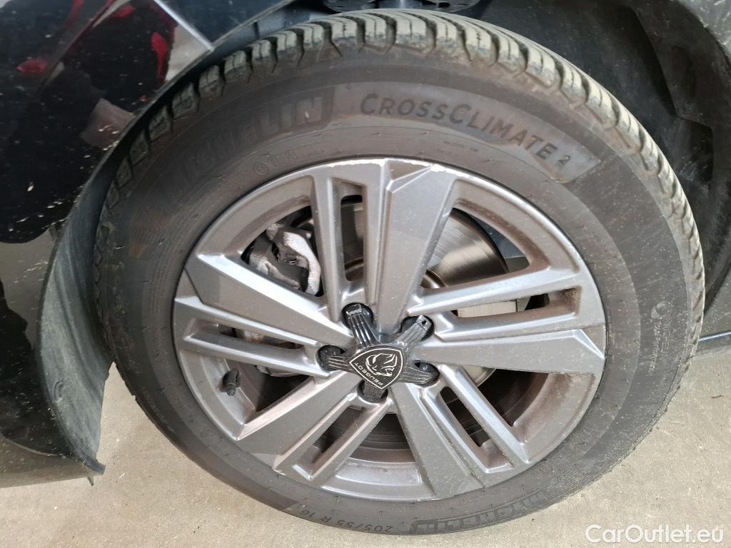  Peugeot  308 PEUGEOT  SW / 2021 / 5P / Break PureTech 130 S&S EAT8 ACTIVE PACK #8