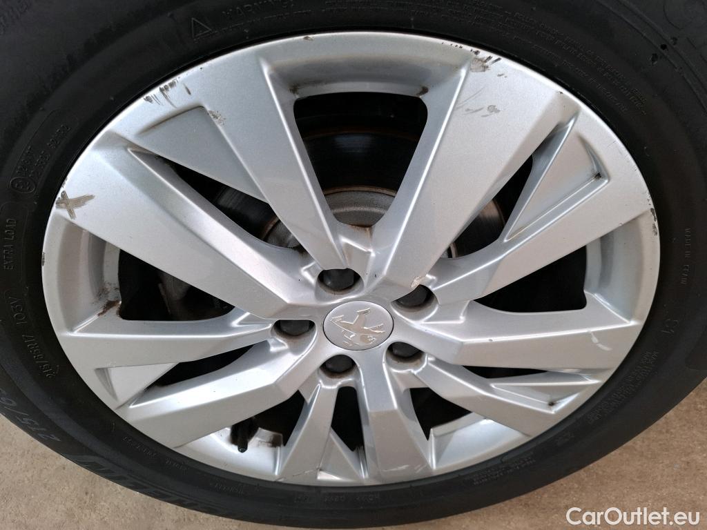  Peugeot  5008  Active Business 1.2 PureTech 130CV BVA8 E6d #41