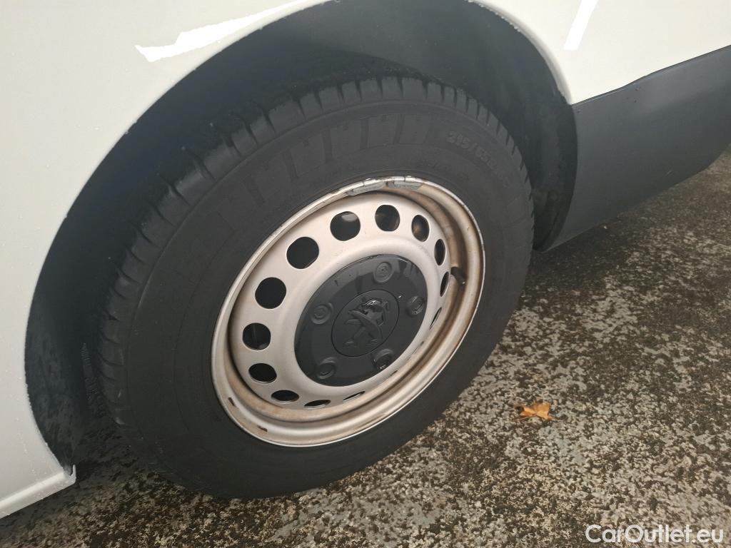  Peugeot  Expert  Combi Long 1.5 HDi 120CV BVM6 8 Sieges E6dT #28