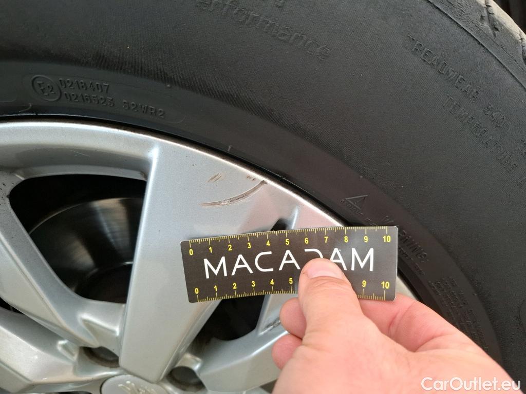  Peugeot  5008  Active Business 1.2 PureTech 130CV BVA8 E6d #38