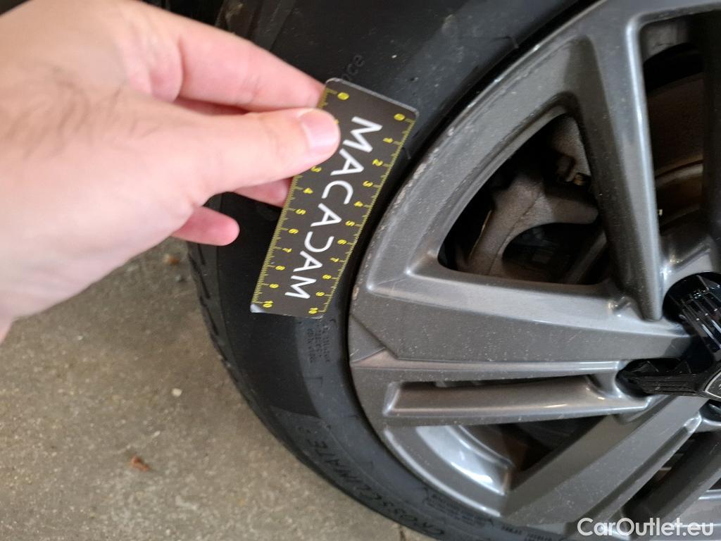  Peugeot  308 PEUGEOT  SW / 2021 / 5P / Break PureTech 130 S&S EAT8 ACTIVE PACK #18