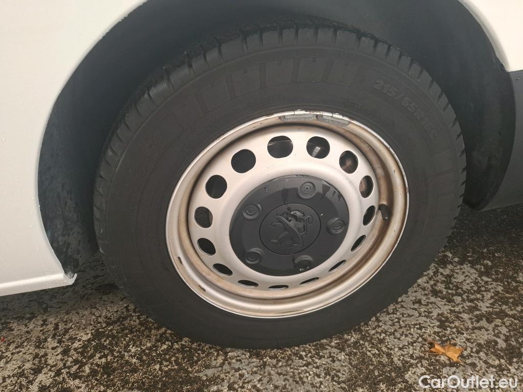  Peugeot  Expert  Combi Long 1.5 HDi 120CV BVM6 8 Sieges E6dT #29