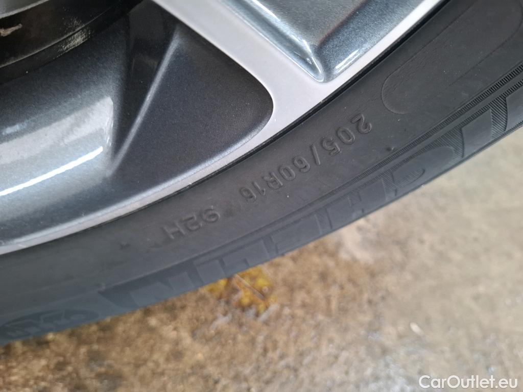  KIA  XCeed  Active 1.6 CRDI 135CV BVM6 E6d #4