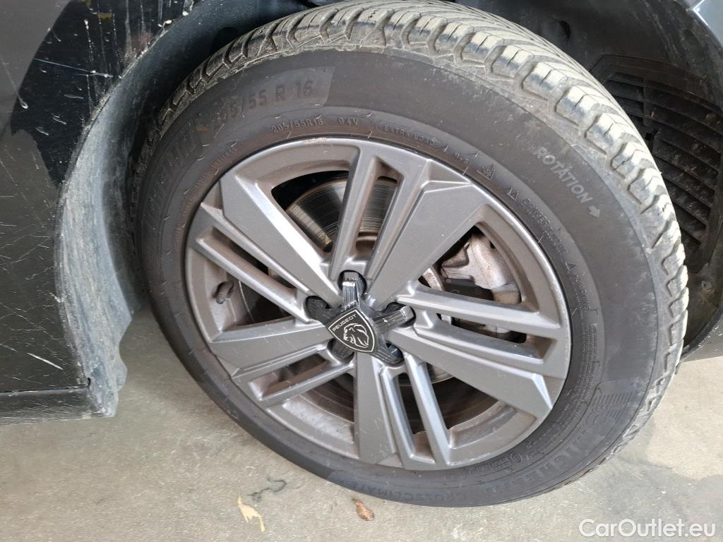  Peugeot  308 PEUGEOT  SW / 2021 / 5P / Break PureTech 130 S&S EAT8 ACTIVE PACK #20