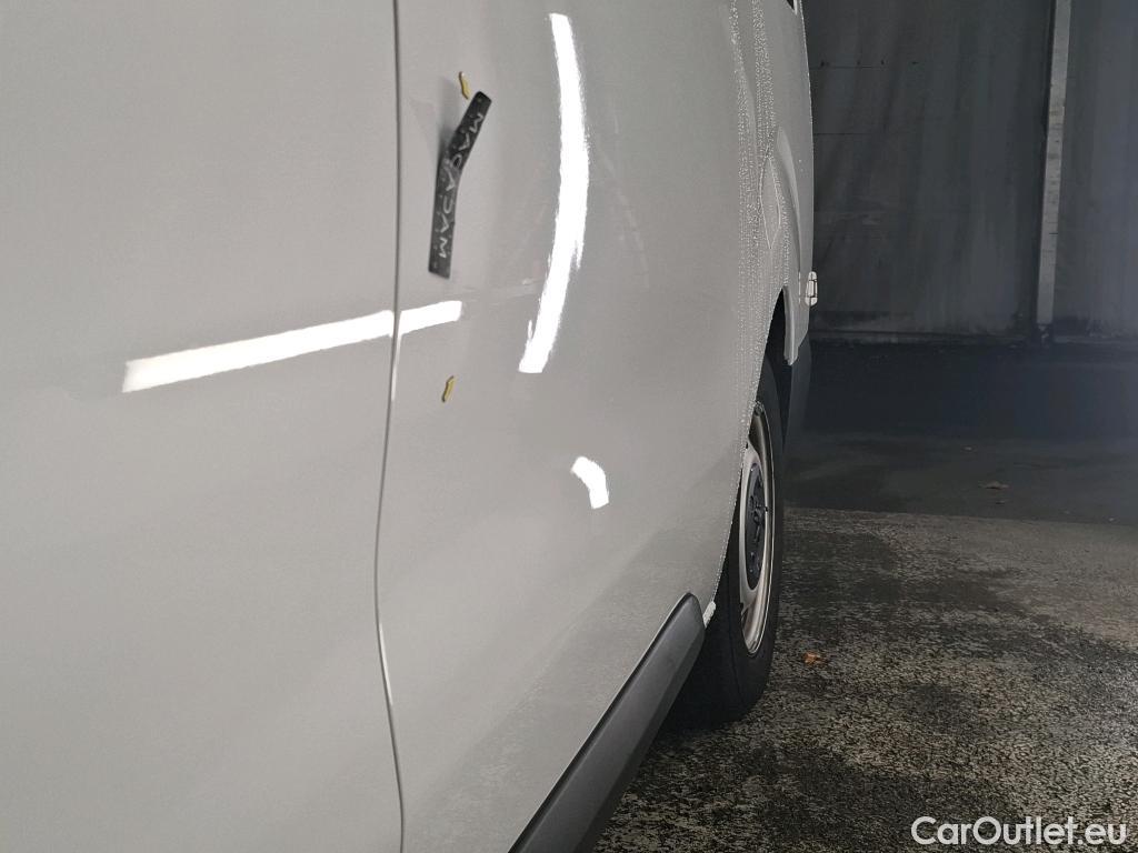  Peugeot  Expert  Combi Long 1.5 HDi 120CV BVM6 8 Sieges E6dT #2