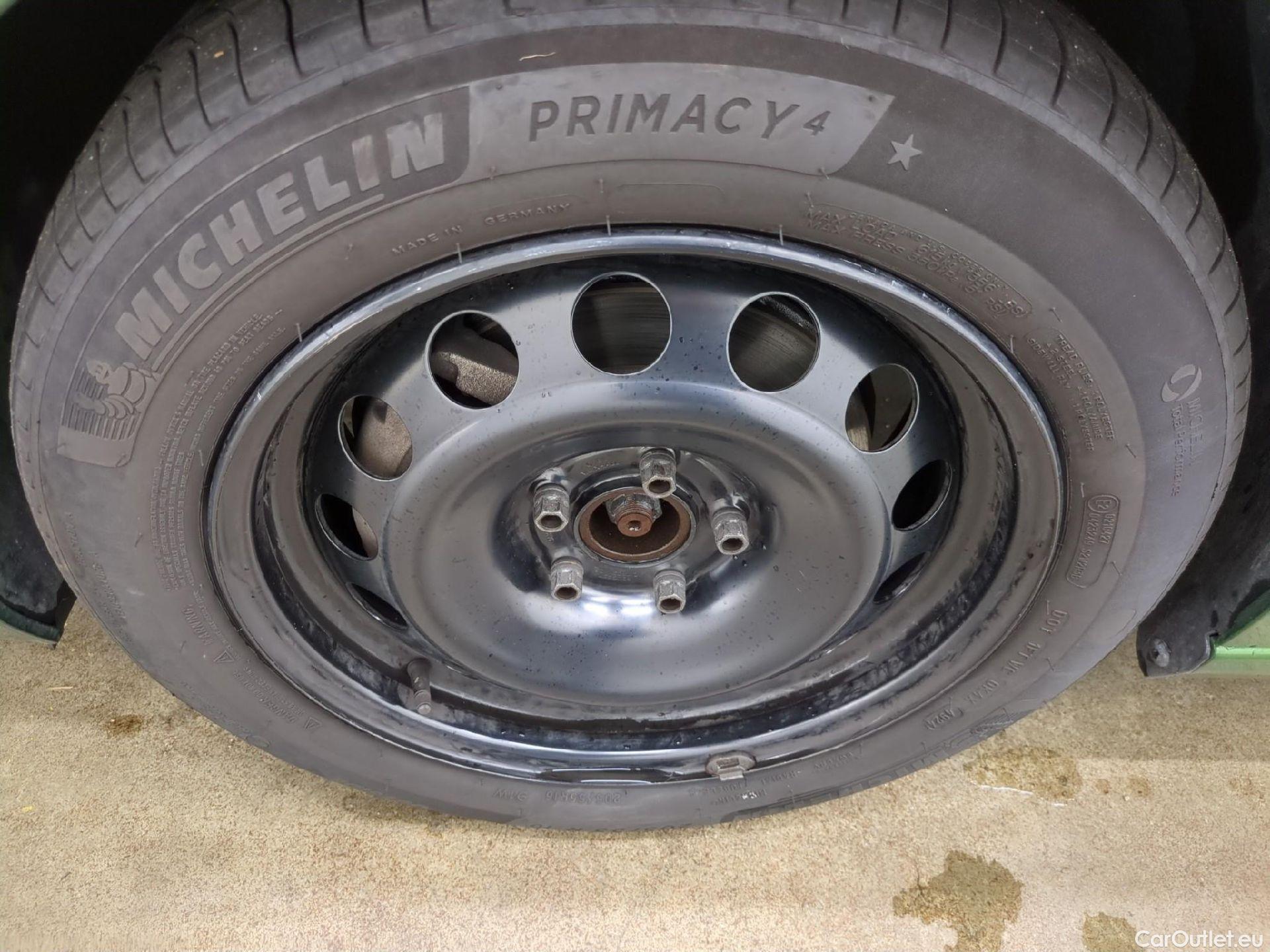  Peugeot  308  Active Pack 1.2 PureTech 110CV BVM6 E6d #10