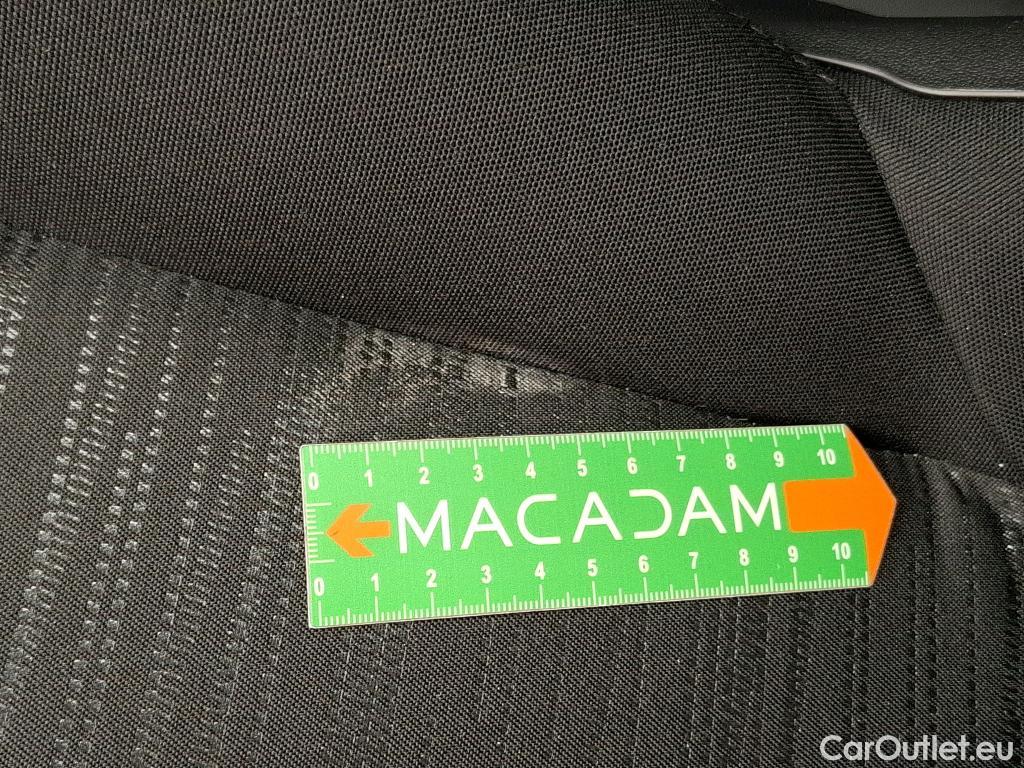  Peugeot  208  Affaire Premium Pack 1.5 HDi 100CV BVM5 E6dT #33