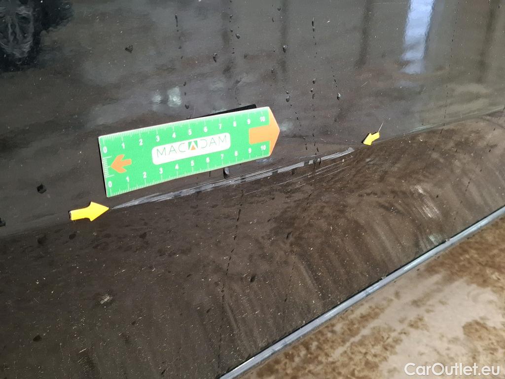  Mercedes  A-Klasse MERCEDES-BENZ Classe A Compact / 2018 / 5P / Berline A 200 d Business Line 8G-DCT #16