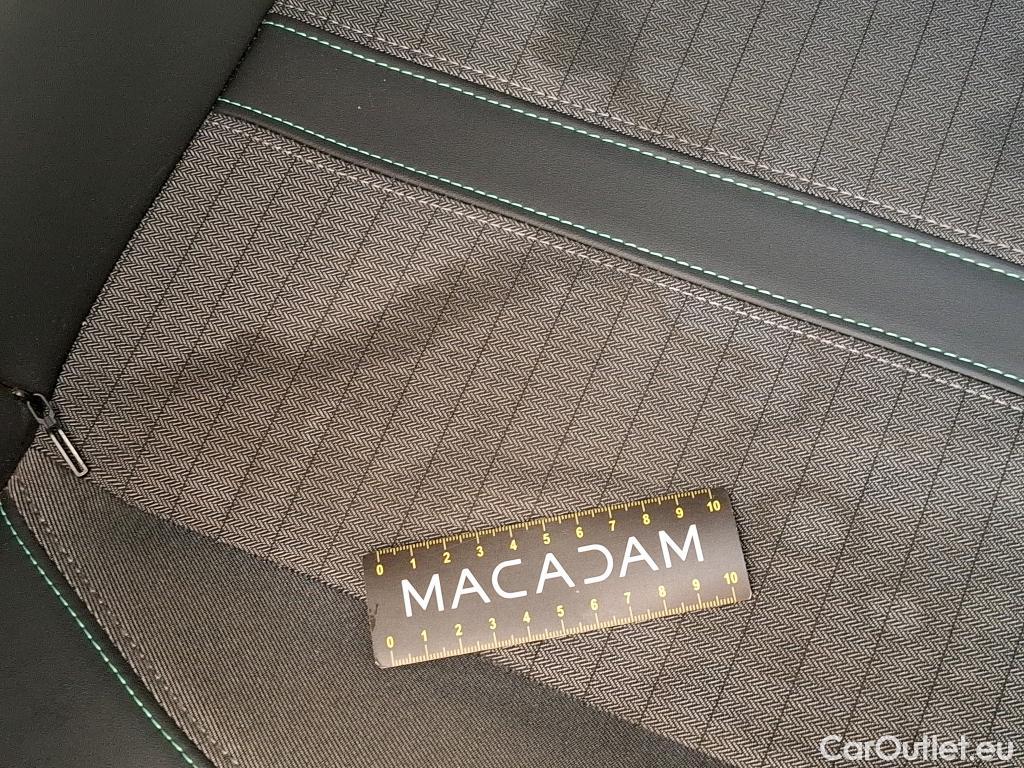  Peugeot  2008  Allure 1.5 HDi 130CV BVA8 E6d #29