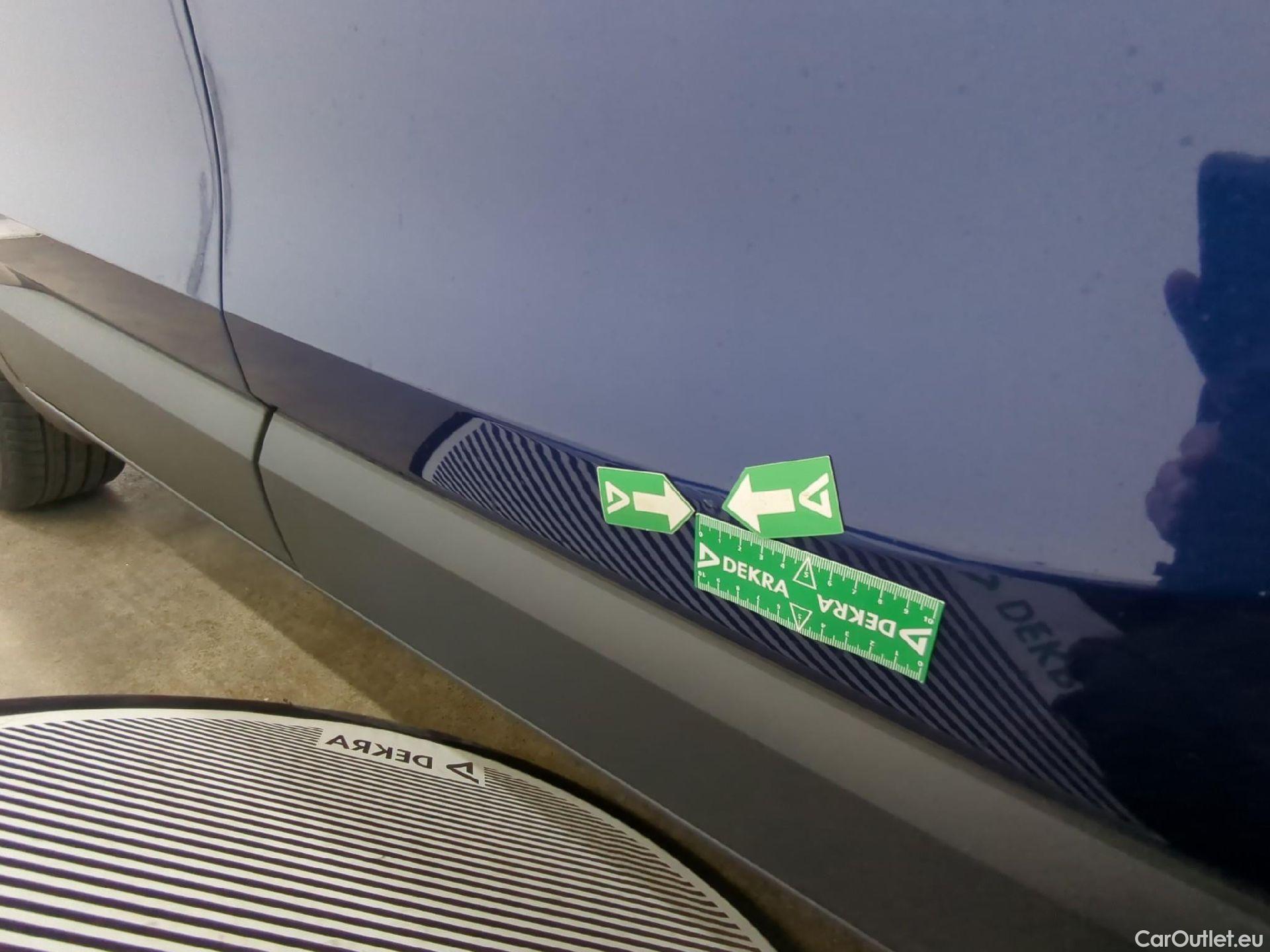  Opel  Crossland  X Business Elegance 1.2 Turbo 130CV BVA6 E6d #10