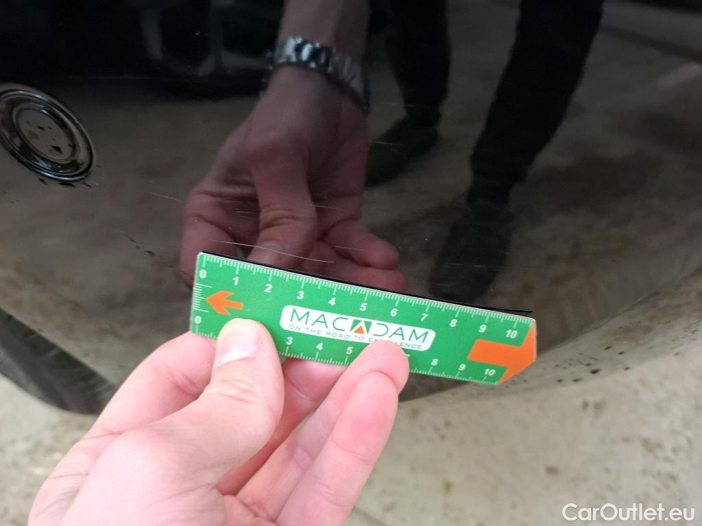  Mercedes  A-Klasse MERCEDES-BENZ Classe A Compact / 2018 / 5P / Berline A 200 d Business Line 8G-DCT #30