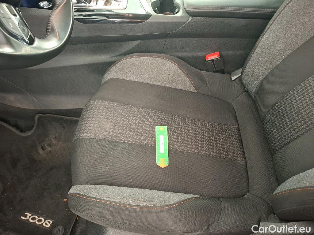  Peugeot  3008  Active Business 1.5 HDi 130CV BVA8 E6d #18