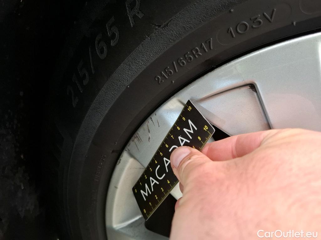  Peugeot  5008  Active Business 1.2 PureTech 130CV BVA8 E6d #37