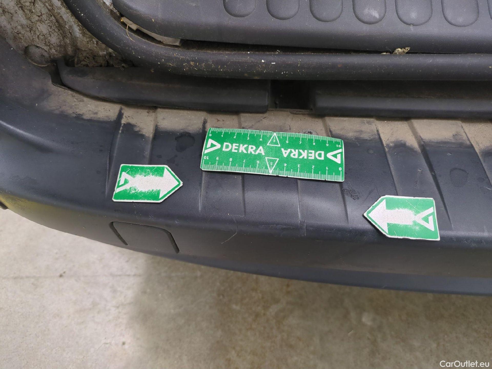  Renault  Kangoo  II Express Maxi Extra (Série Spéciale) 1.5 dCi 95CV BVM6 E6dT #51