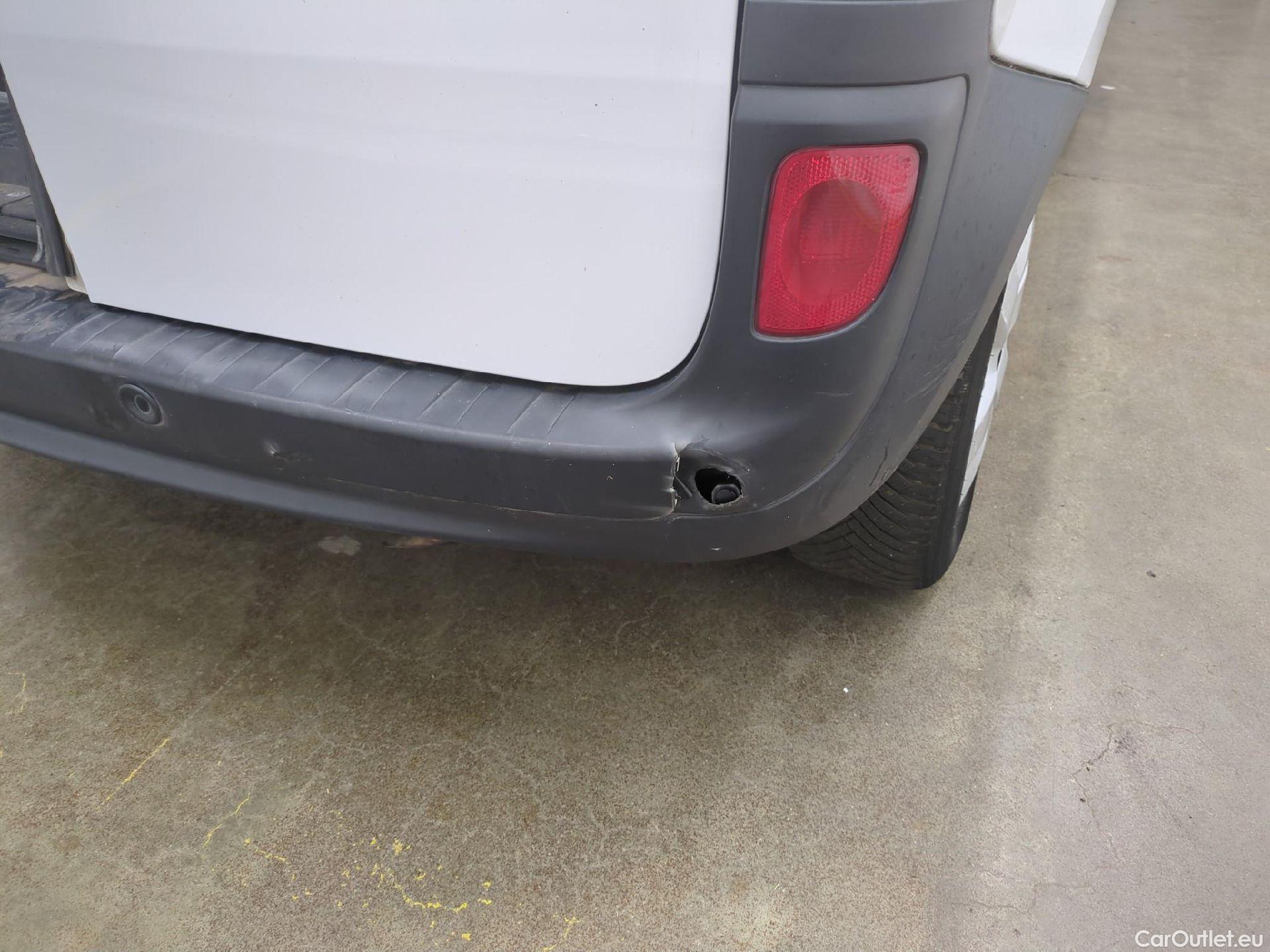  Renault  Kangoo  II Express Maxi Extra (Série Spéciale) 1.5 dCi 95CV BVM6 E6dT #50