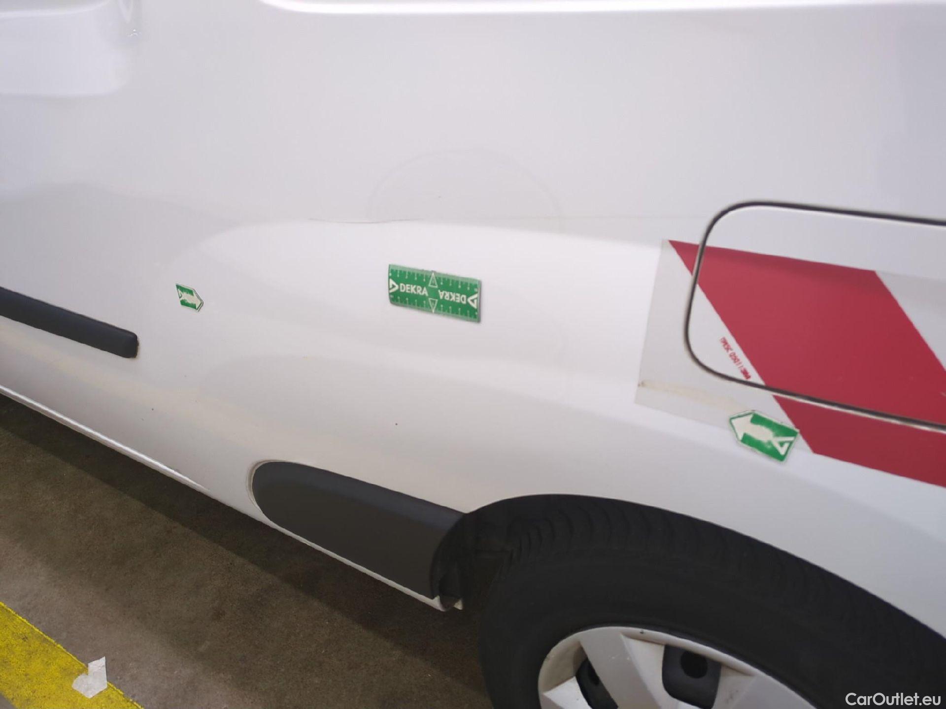  Renault  Kangoo  II Express Maxi Extra (Série Spéciale) 1.5 dCi 95CV BVM6 E6dT #29