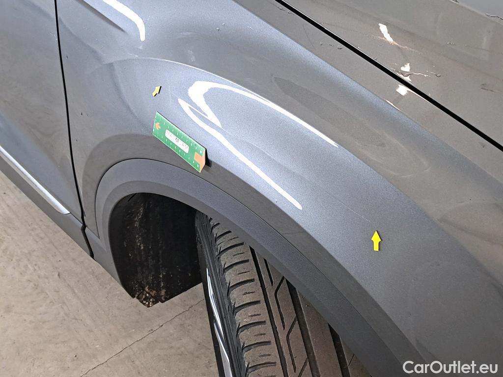  Volkswagen  T-ROC VOLKSWAGEN  / 2017 / 5P / SUV 1.5 TSI 150 EVO CARAT EXCLUSIVE DSG7 #6