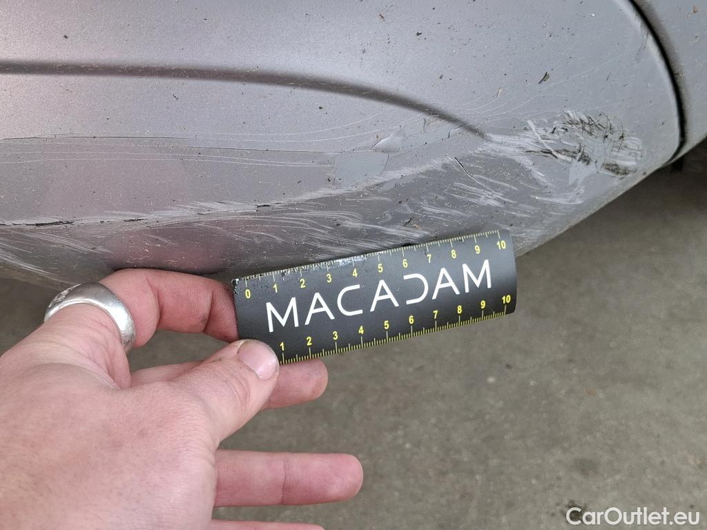  Volvo  XC60 VOLVO  5p SUV B4 AWD 197 Geartro 8 Momentum #5