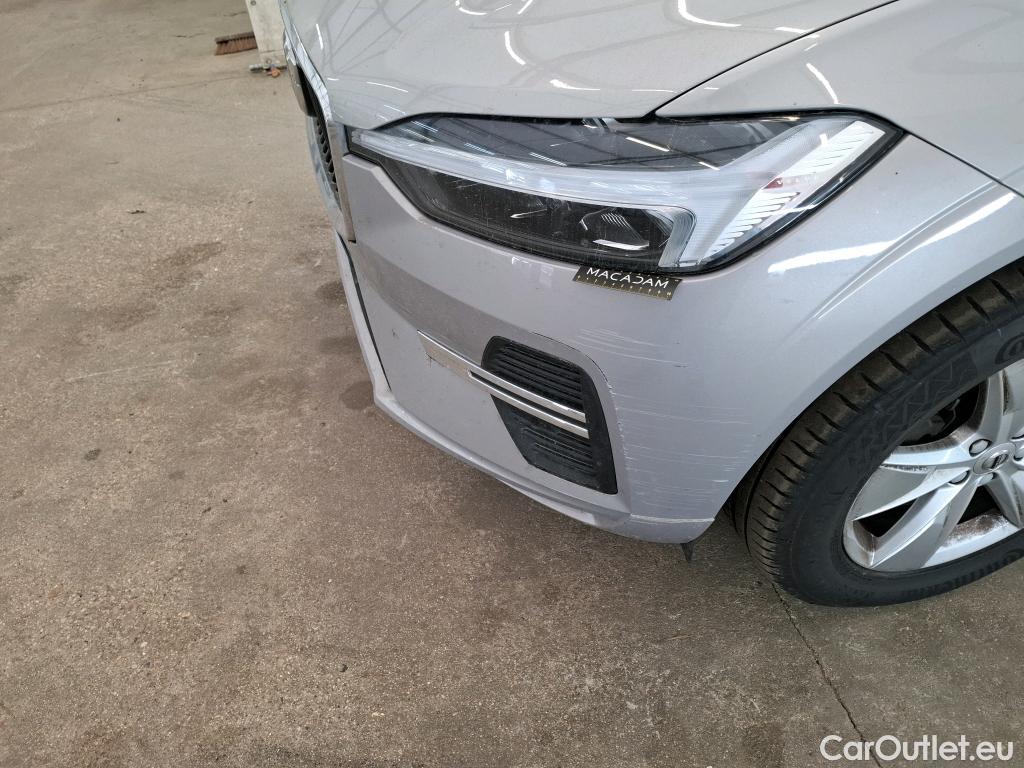  Volvo  XC60 VOLVO  5p SUV B4 AWD 197 Geartro 8 Momentum #6