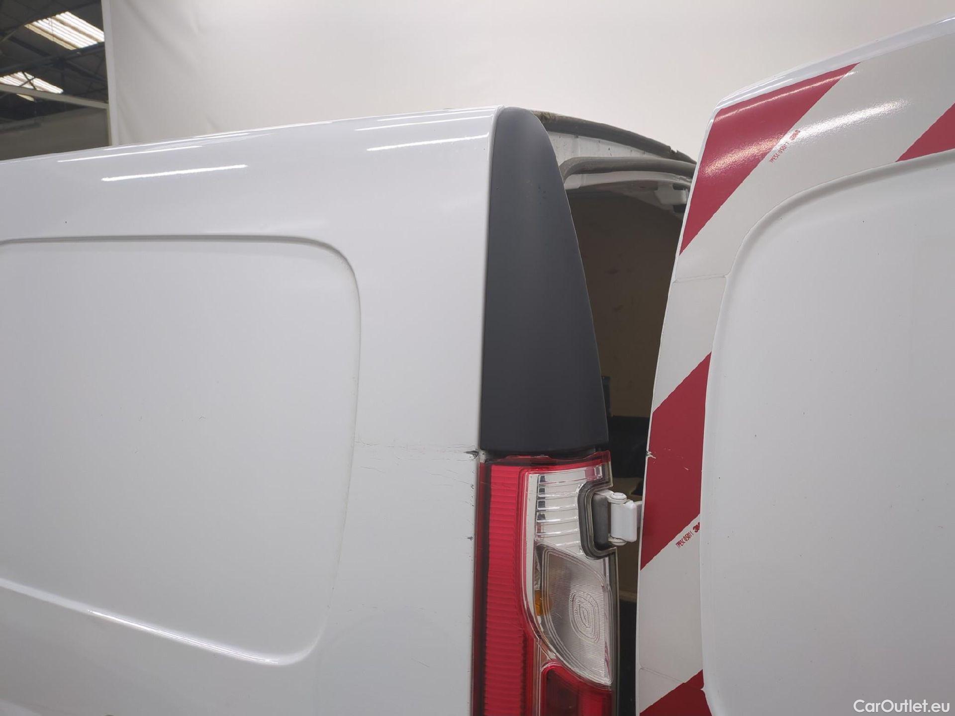  Renault  Kangoo  II Express Maxi Extra (Série Spéciale) 1.5 dCi 95CV BVM6 E6dT #40