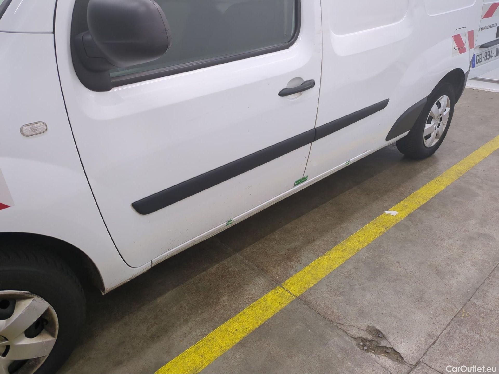  Renault  Kangoo  II Express Maxi Extra (Série Spéciale) 1.5 dCi 95CV BVM6 E6dT #19