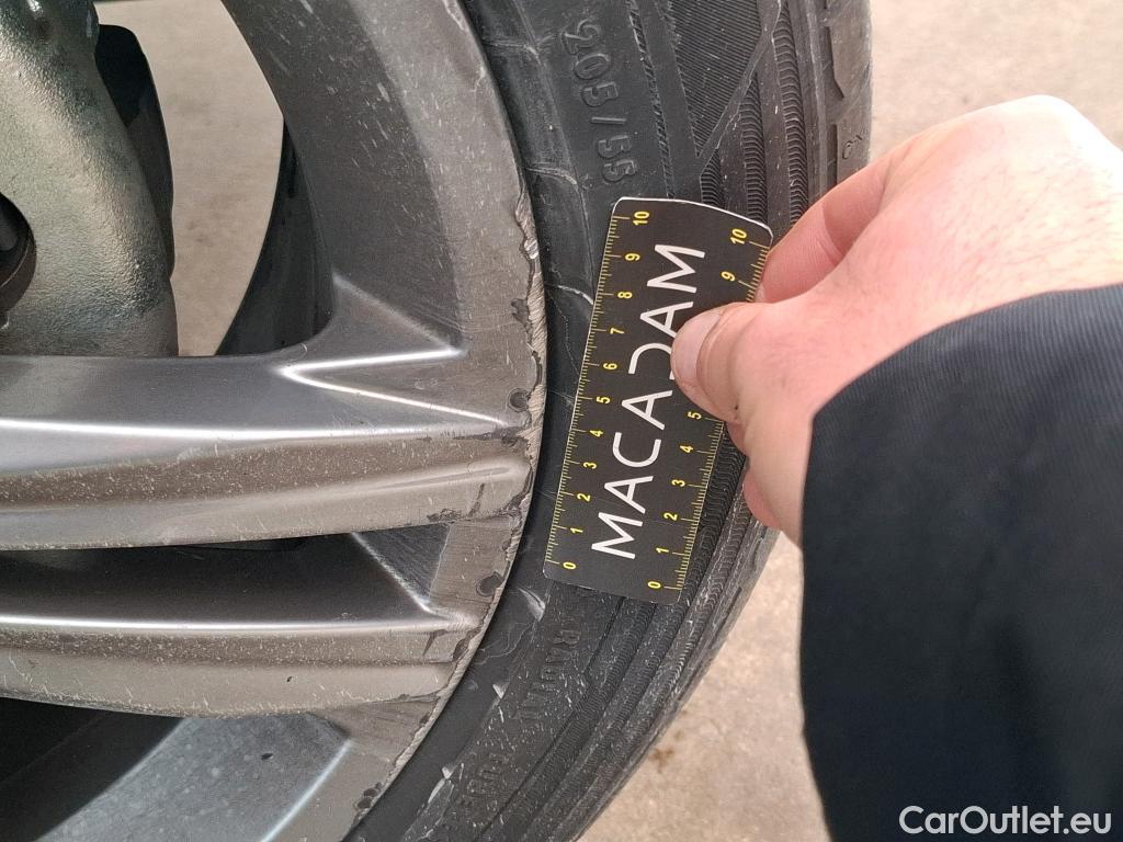  Volkswagen  T-CROSS VOLKSWAGEN  / 2018 / 5P / SUV 1.0 TSI 110ch DSG R-Line(SP) #11