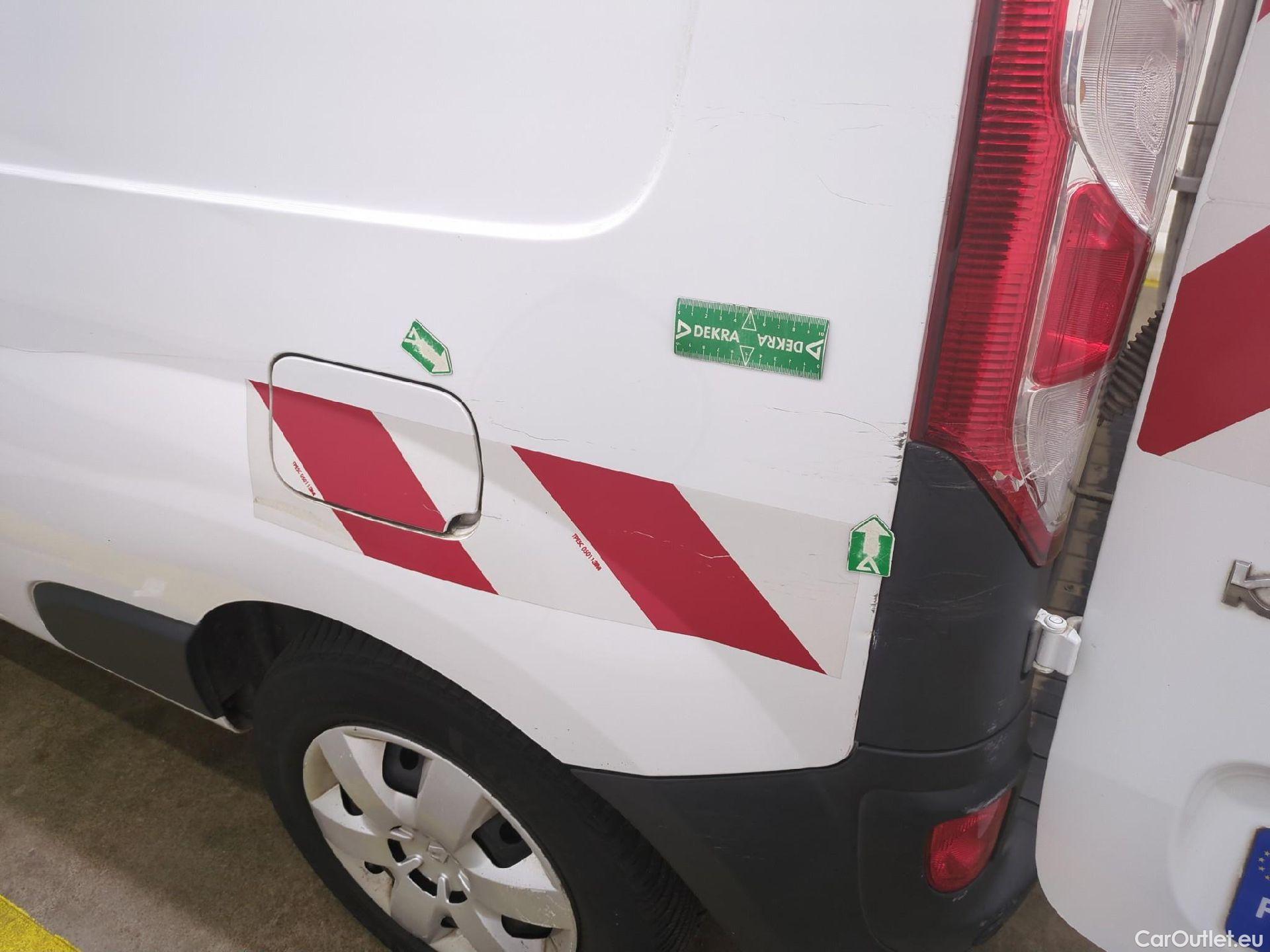  Renault  Kangoo  II Express Maxi Extra (Série Spéciale) 1.5 dCi 95CV BVM6 E6dT #32