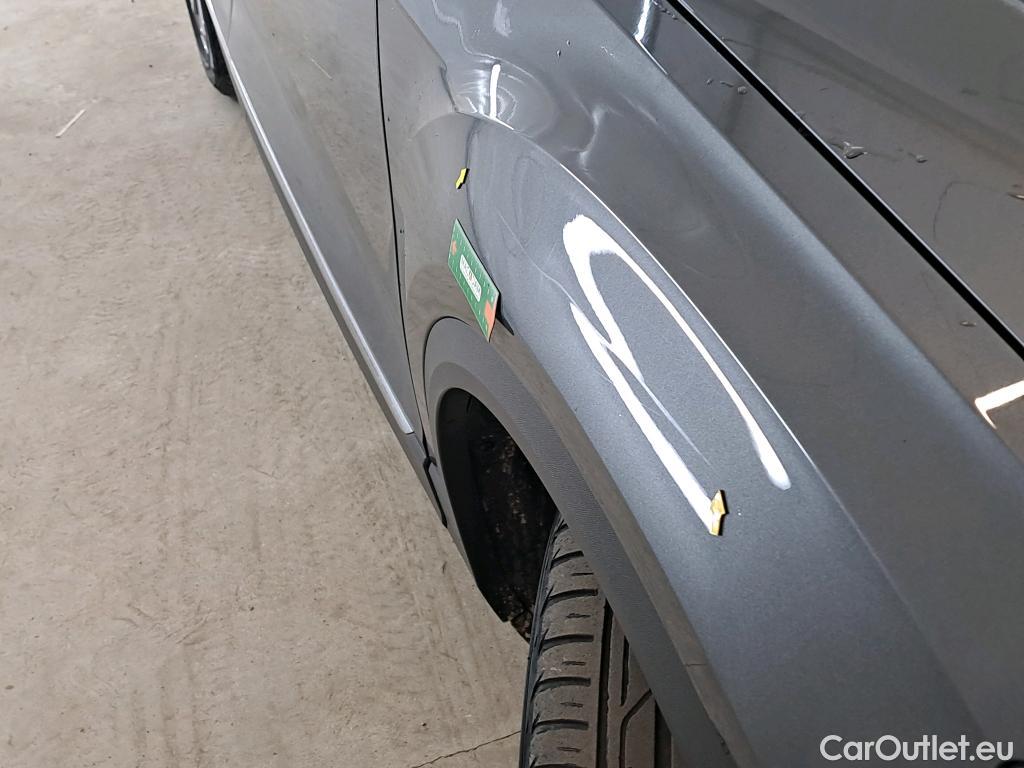  Volkswagen  T-ROC VOLKSWAGEN  / 2017 / 5P / SUV 1.5 TSI 150 EVO CARAT EXCLUSIVE DSG7 #8