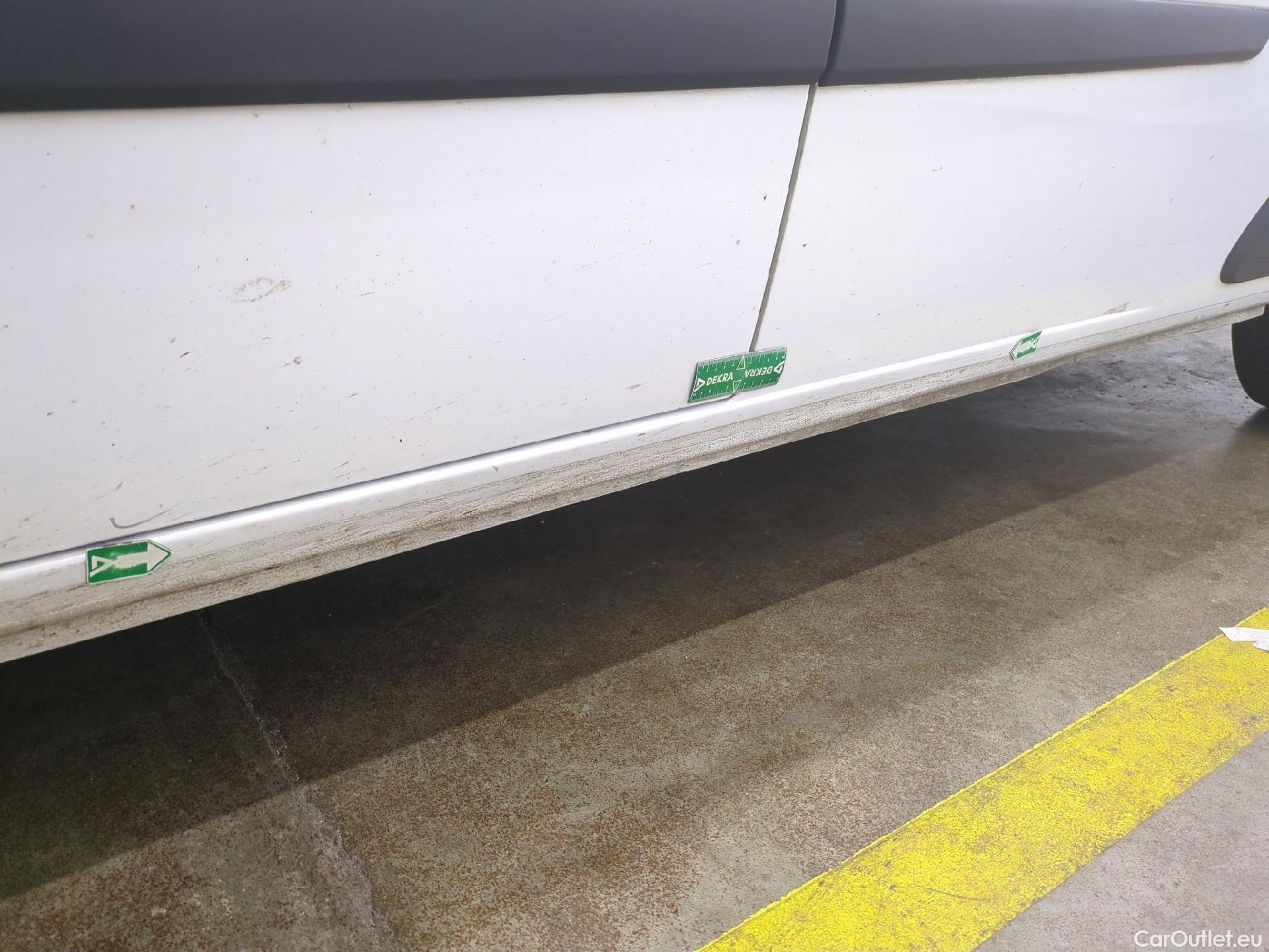  Renault  Kangoo  II Express Maxi Extra (Série Spéciale) 1.5 dCi 95CV BVM6 E6dT #18