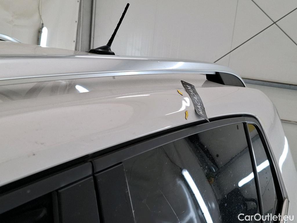  Volkswagen  T-CROSS VOLKSWAGEN  / 2018 / 5P / SUV 1.0 TSI 110ch DSG R-Line(SP) #17