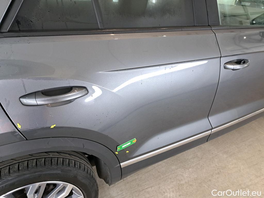  Volkswagen  T-ROC VOLKSWAGEN  / 2017 / 5P / SUV 1.5 TSI 150 EVO CARAT EXCLUSIVE DSG7 #20