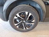  Peugeot  2008 PEUGEOT  / 2019 / 5P / CROSSOVER BLUEHDI 130 EAT8 ALLURE PACK S/S AUT. #18