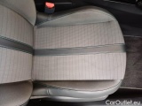  Peugeot  208 PEUGEOT  / 2019 / 5P / BERLINA ALLURE PACK BLUEHDI 100 S/S #14