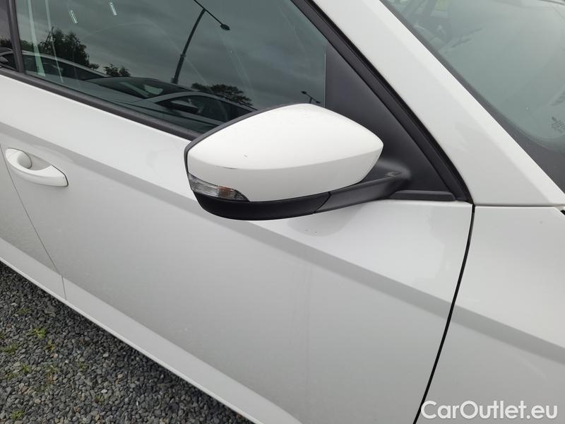  Skoda  Fabia  Combi (2015) Com.1.0TSI 70 Ambition 5d #13