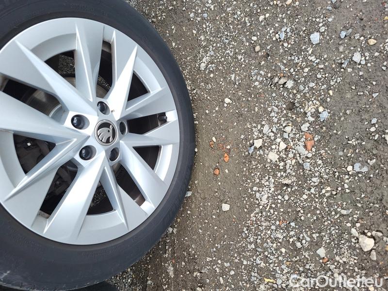  Skoda  Octavia  Combi (NX3)(2020) Oct.Combi 2.0TDI 85 Style #22