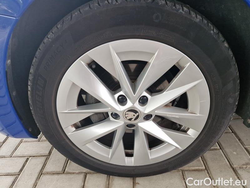  Skoda  Octavia  Combi (NX3)(2020) Oct.Combi 2.0TDI 85 Style #9