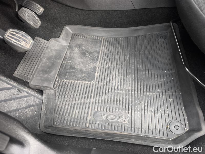  Peugeot  308 -SW  (P5) (2021)  SW 1.5BHDi 130 ACTIVE P 5d #12