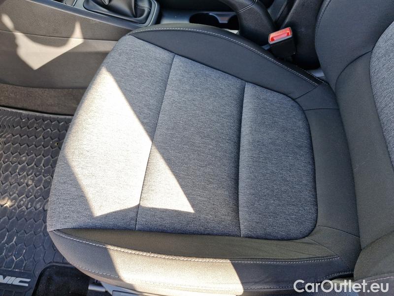  KIA  STONIC  (2017->)  1.2 DPI 62 Comfort #8