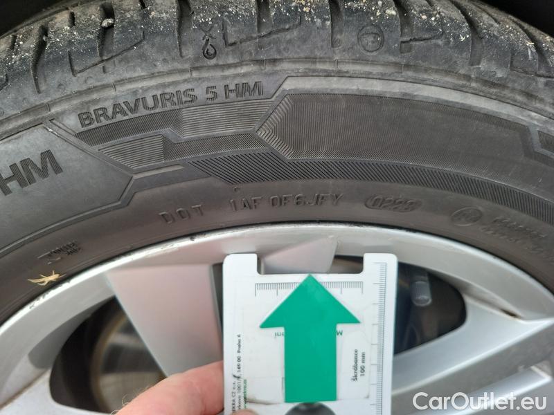  Skoda  Fabia  Combi (2015)  Com 1.0TSI 81 Style #17