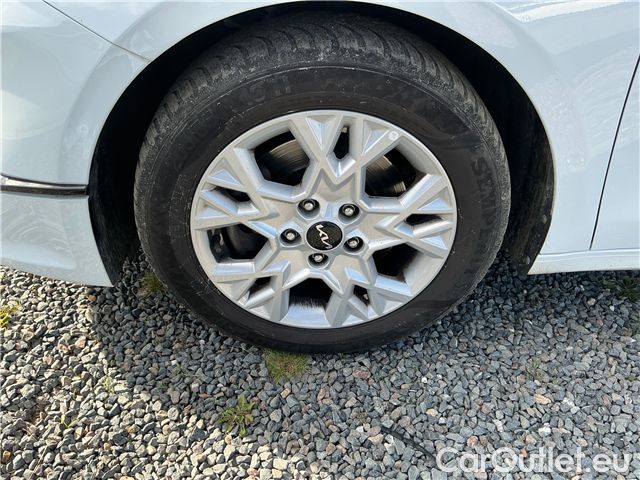  KIA  Cee'd Ceed 1.5 T-GDI 118 Spin #20