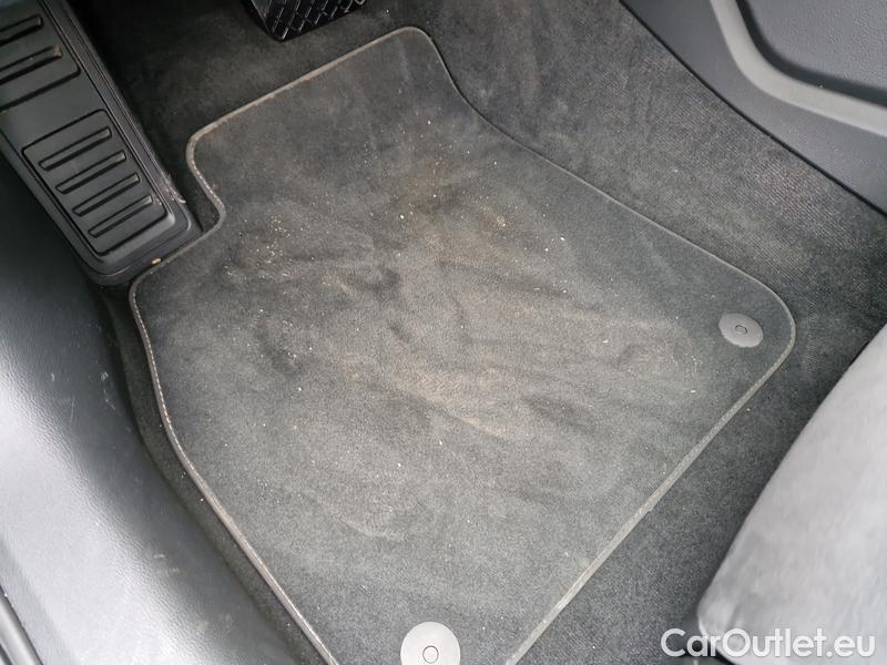  Audi  A6   Lim. (4A2)(04.2018->)  50 TFSIe Sport quattro AT #11